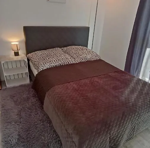 Na Kruczej Apartment *