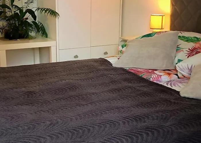 Na Kruczej Apartment *